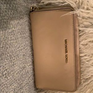 Michael Kors zip beige wallet